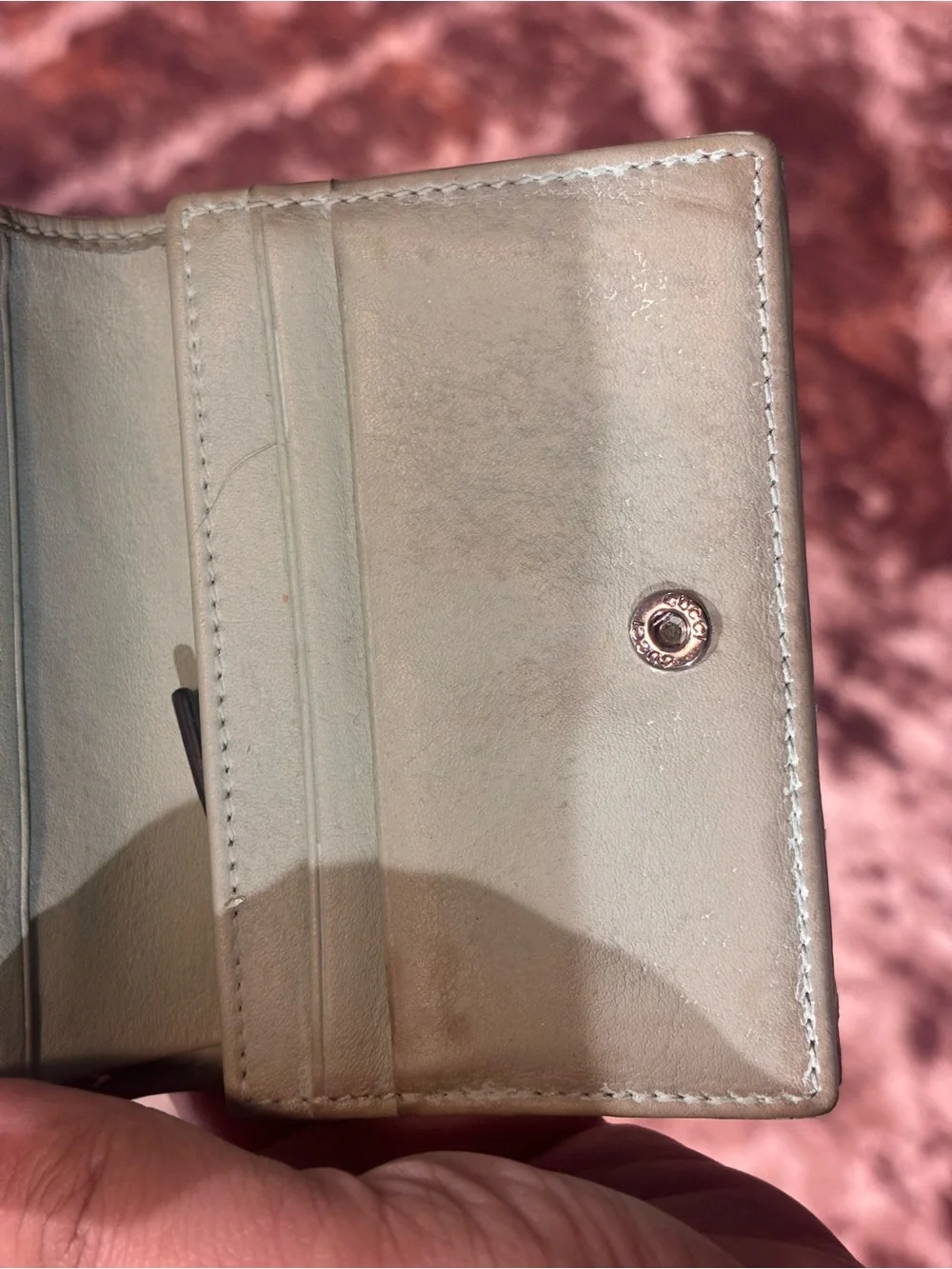 Gucci Mint Snake Wallet - Picture 4 of 8